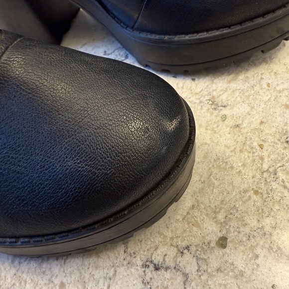 Divided  by H&M Chelsea chucnky black boots stretch ankle - Picture 3 of 12